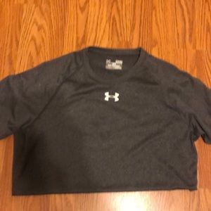 Mens dark grey short sleeve dri fit